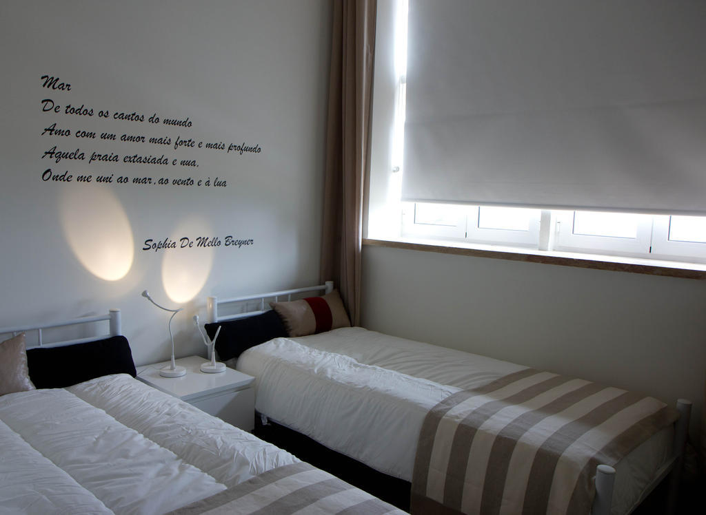 Turismo Do Seculo Hotel Estoril Room photo A wall decal in a bedroom