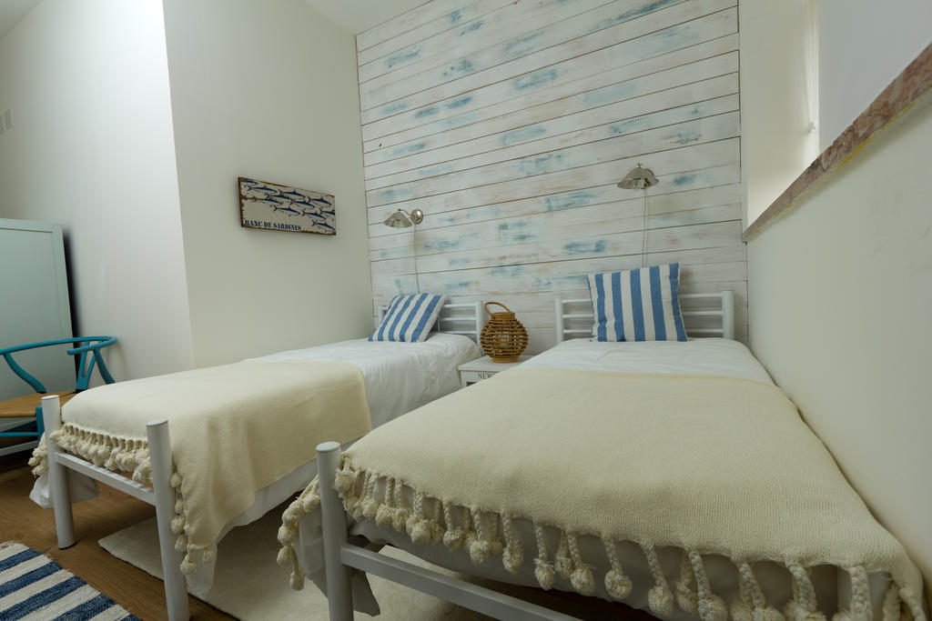 Turismo Do Seculo Hotel Estoril Room photo A guest room at the hotel