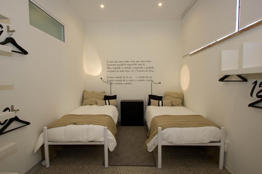 Turismo Do Seculo Hotel Estoril Room photo A bedroom in the hotel
